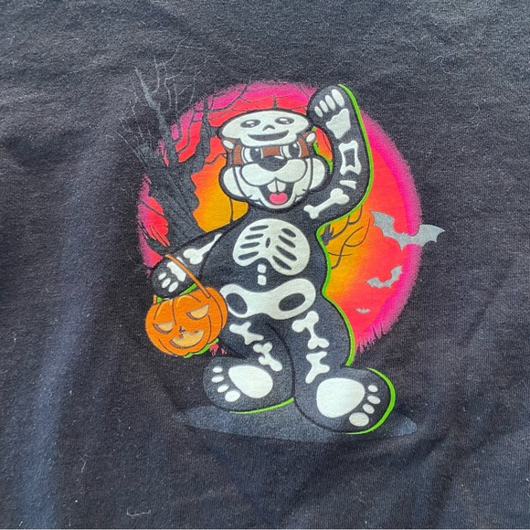 Buc-ee's | Shirts & Tops | Buc Ees Halloween 223 T Shirt Youth Large ...